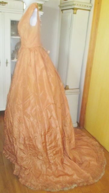 xxM1032M 1860s ball gown